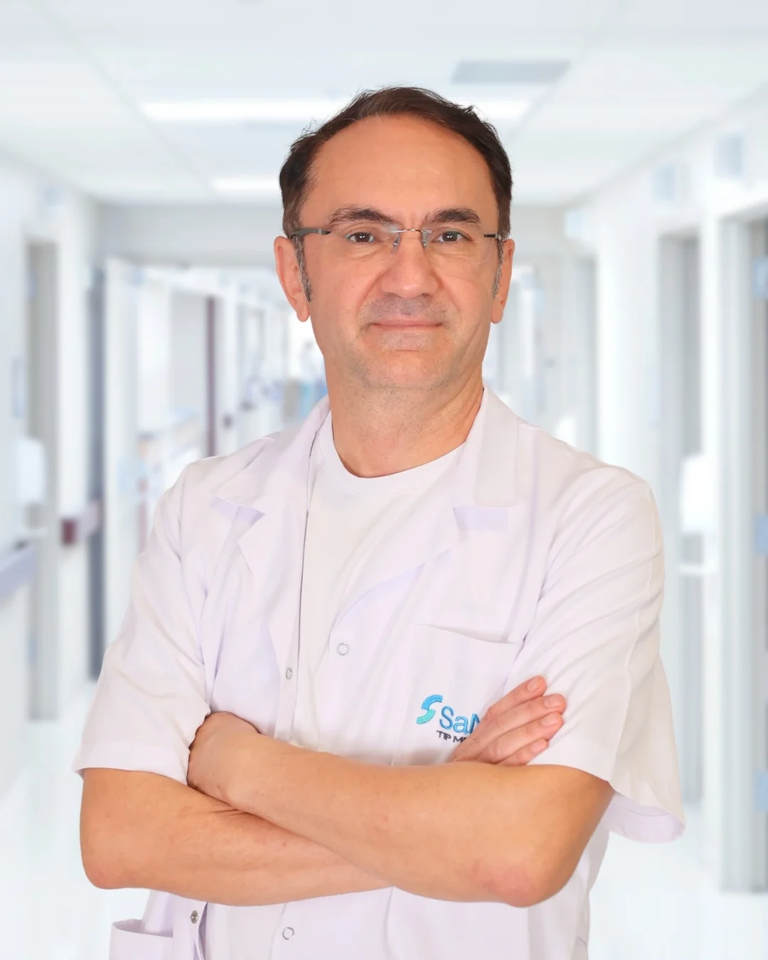 Op. Dr. Mustafa Akyüz
